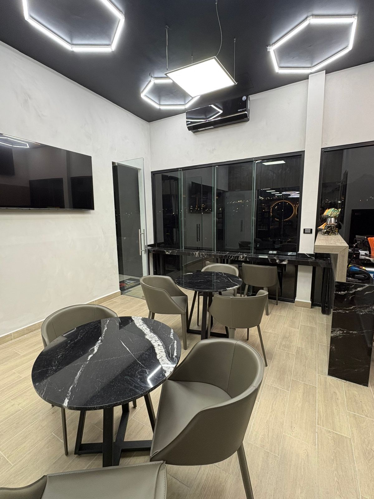 Comedor FINBOX